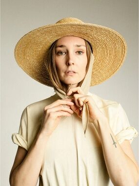 Clyde Wide-Brim straw hat with attachable neck shade